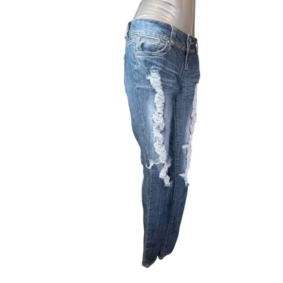 Almost Famous Jeans Women 9 Mid Rise Distressed Stretch Always Fabulous (W32 L31 - Picture 3 of 16
